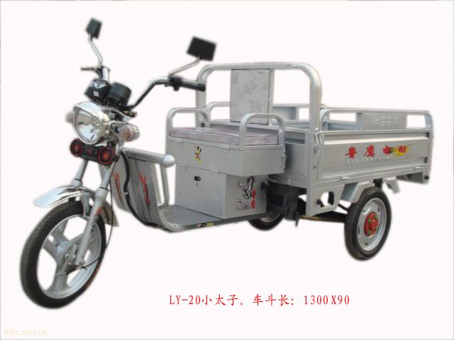 買電動(dòng)三輪車就選雅仕迪電動(dòng)三輪車廠雅仕迪