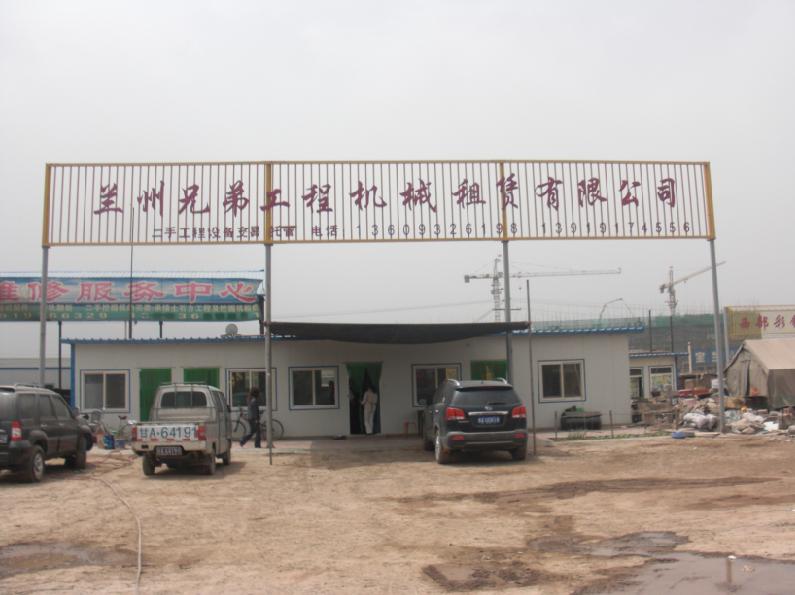 西北灑水車|兄弟租賃|出租壓路機|甘肅工程纖維