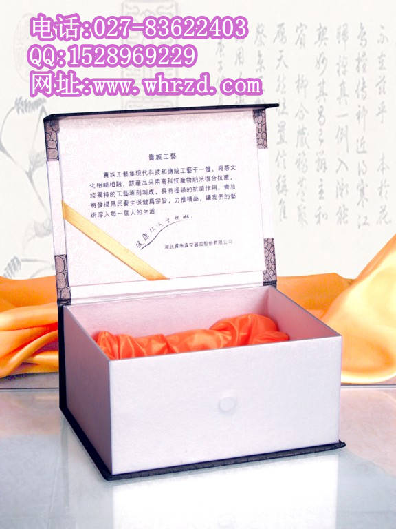 工藝禮品木盒生產(chǎn)廠家  木盒生產(chǎn)廠家批發(fā)  武漢木盒生產(chǎn)廠家