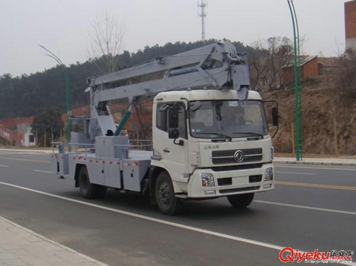 東風天錦20米三節(jié)高空作業(yè)車13774114821