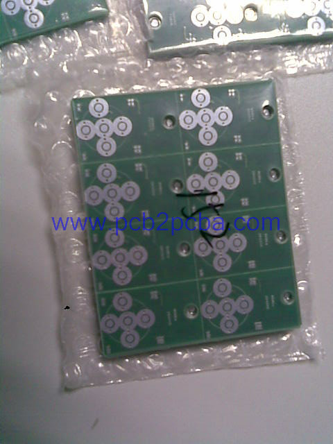 專業(yè)提供小批量PCB,FPC軟板和PCBA，SMT貼片加工