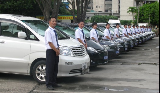 深圳租車(chē) 深圳商務(wù)車(chē)出租，深圳汽車(chē)租賃有限公司的lpz，琦昌汽車(chē)租賃有限公司