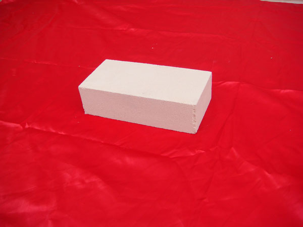 江蘇大量供應(yīng)低水泥澆注料,高強(qiáng)耐火澆注料,耐磨耐火澆注料