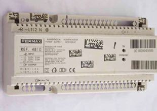 盛雄激光感恩回饋《東莞ITO電容屏激光蝕刻機(jī)》廣東ITO激光刻線機(jī)”