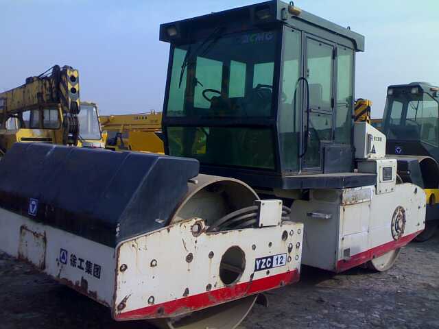 聊城2手鐵三輪壓路機(jī)〓徐工二手18噸壓路機(jī)瘋狂甩賣(mài)