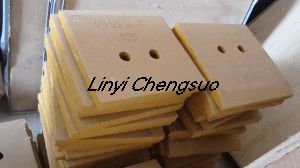 長(zhǎng)期供應(yīng)山東臨工50裝載機(jī)配件托架 臨沂