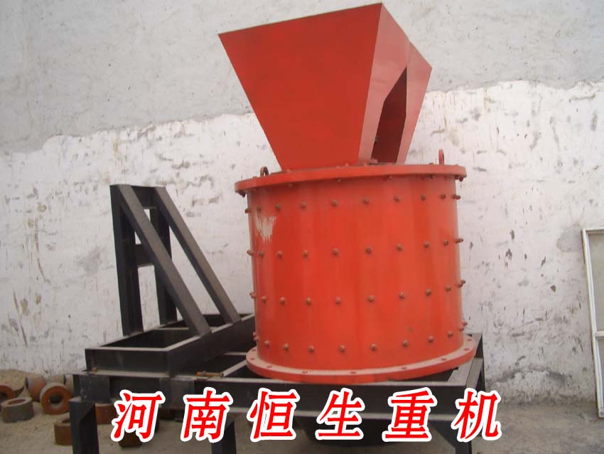 供應(yīng)立式復(fù)合破碎機(jī)，沖擊式破碎機(jī)，河南金駝重工www.henanjintuo.com