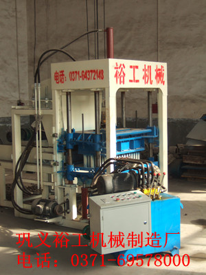 橋東區(qū){gx}粘土制磚機(jī)哪家{zpy}，制磚機(jī)型號YG