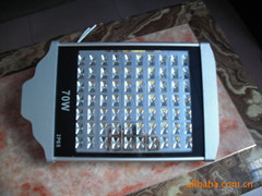 批量低價位供應LED路燈外殼|LED路燈頭