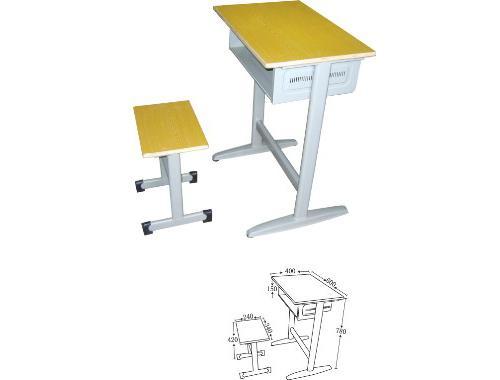 學(xué)校課桌椅專業(yè)品質(zhì)貼心服務(wù)健身器材  健康生活方式倡導(dǎo)者