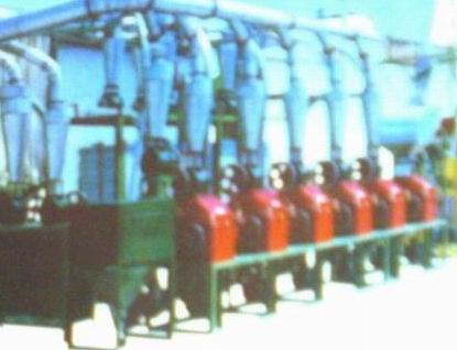 供應(yīng)中科自上料小型磨面機(jī).小型磨面機(jī)