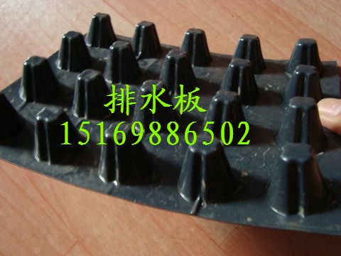 供應(yīng)哈爾濱土工膜廠家，吉林尾礦廢渣防滲HDPE土工膜15169886502