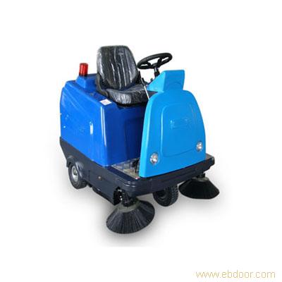 供應(yīng)駕駛式-新型環(huán)保節(jié)能電動掃地車-價廉物美-義烏供應(yīng)商