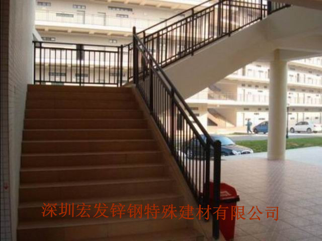新型陽臺護欄圖片 鋅鋼陽臺護欄價格 鋅合金護欄廠家