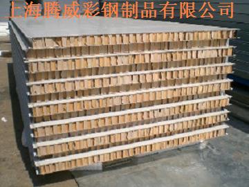 彩鋼琉璃瓦   仿古琉璃瓦   彩鋼琉璃瓦供應(yīng)商