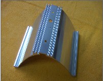 供應(yīng)鋁型材、鋁材散熱器、鋁材燈飾、鋁盒