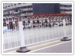 低價(jià)供應(yīng)銷售雙邊型多邊形勾花網(wǎng)護(hù)欄網(wǎng)
