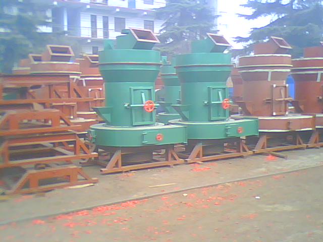 供應(yīng)顎式破碎機(jī)移動式鄂式破碎機(jī)廣東粉碎機(jī)破碎機(jī)移動式錘破機(jī)