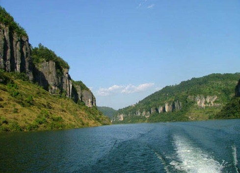 武漢商務會議旅游天紫湖溫泉 天紫湖湖底溫泉 天紫湖溫泉養生