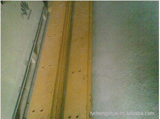 供應(yīng)臨工裝載機(jī)配件--08款LG933主刀板