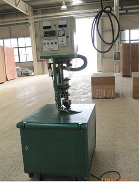 龍口小型篷布焊接機哪里好？龍口新嘉永恒大型篷布熔接機