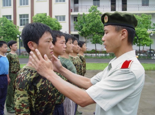 南昌戶外體驗(yàn)式拓展培訓(xùn)，江西專業(yè)拓展訓(xùn)練培訓(xùn)南昌摩爾