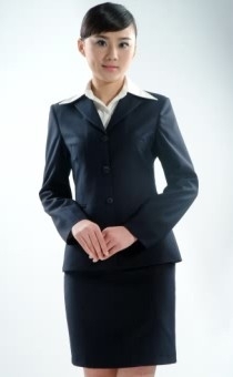 定做夏季職業(yè)裝?品牌職業(yè)裝定制?定做員工職業(yè)裝