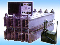 單柱液壓機(jī)0371-86661312鄭州軍安機(jī)械供應(yīng)優(yōu)質(zhì)售后保障