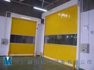 工業(yè)快速門、滑升門天津感應(yīng)門生產(chǎn)商，天津彩板門生產(chǎn)商供應(yīng)工業(yè)鋼制彩板平移門天津自動(dòng)感應(yīng)門，自動(dòng)門
