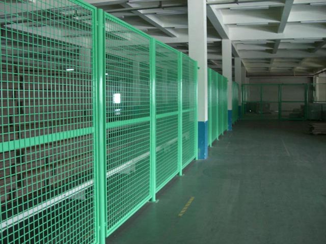 供應北方鐵藝護欄網、鑄鐵鐵藝隔離柵，美觀大方鐵藝護欄網