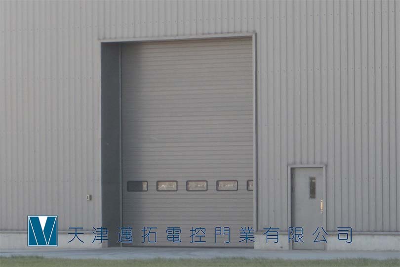 自動感應門邁拓門業維修天津優質電動滑升門,天津MAXTOR供應工業提升門