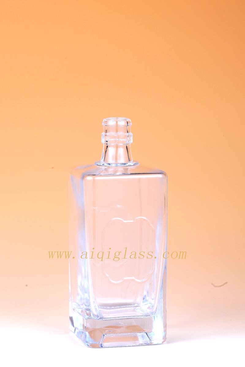 供應(yīng)廣州愛淇[玻璃化妝品瓶]相關(guān)處理：噴色，蒙砂，拋光，印字