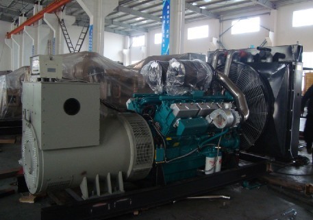 江蘇陽光專業生產銷售600KW上海帕歐/通柴柴油發電機組