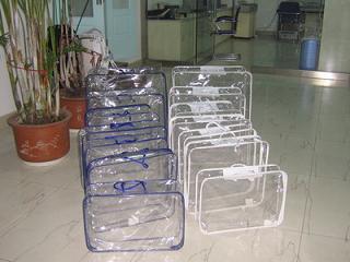 河北化妝品聚氯包裝袋|河北服裝聚氯包裝袋|河北毛毯聚氯包裝袋