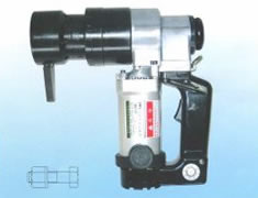 供 數顯定扭矩電動扳手-扭矩型電動扳手，2000N.m 扭矩型電動扳手