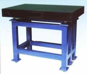 供應倉庫模具架，放模模具架，三格四層模具架，帶天車葫蘆模具架