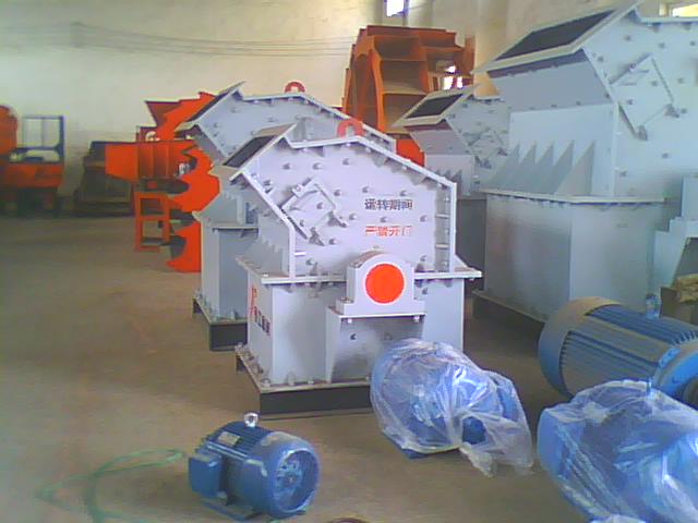 白灰炭黑粉碎機(jī)碳黑粉碎機(jī)棕剛玉粉碎機(jī)白剛玉粉碎機(jī)礦渣粉碎機(jī)