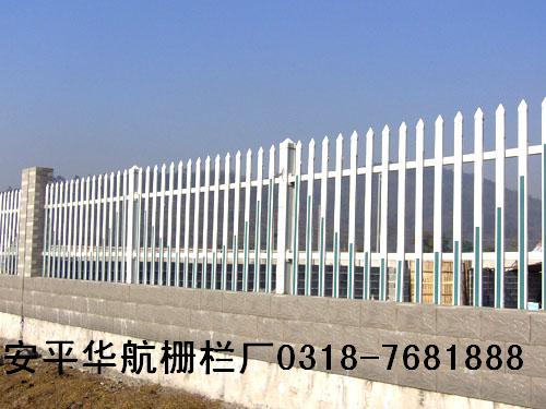 供應(yīng)邊框護(hù)欄網(wǎng),高速公路護(hù)欄網(wǎng) 華航網(wǎng)欄廠