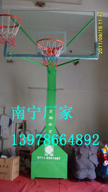 河池籃球架廠家，崇左籃球架批發，供應龍州籃球架，籃球架