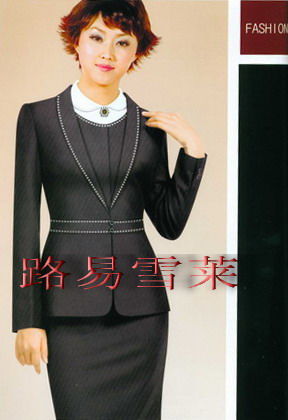 北京|西服訂做廠|批發(fā)員工西服|西服量體加工|路易雪萊西服廠家|