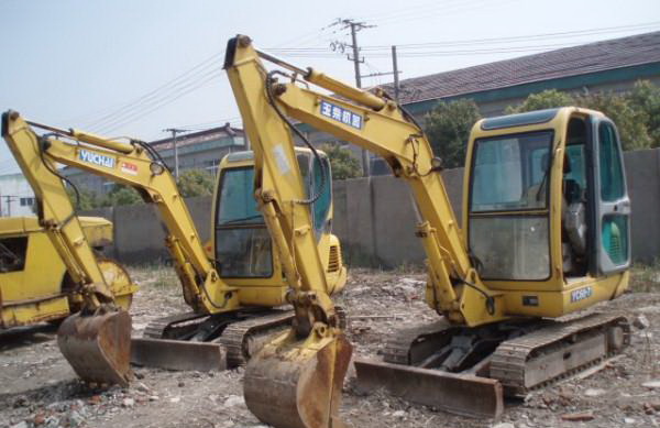 廈門二手車挖掘機(jī)_-_2手小松120挖掘機(jī)價(jià)格平步青云