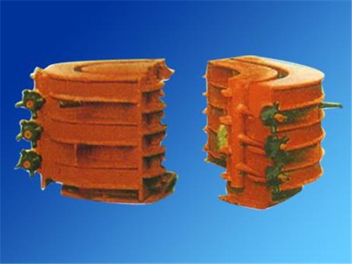 云发水利机械供应水利机械，U型槽，U型槽成型机，U型槽机