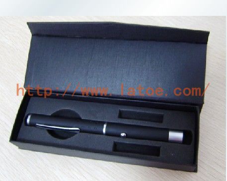 廣州綠光激光筆（短款）廠家，1.5V 供電 一節(jié)七號電池  鐳拓光電