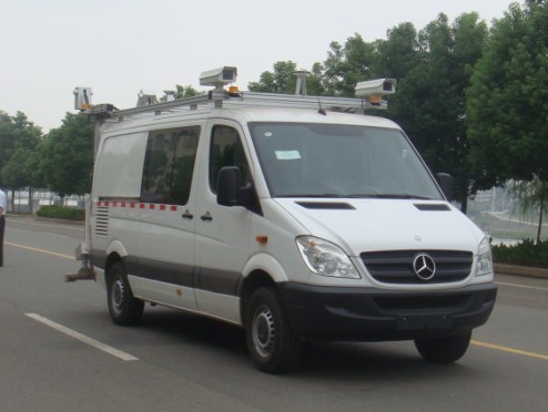 廠家直銷綜合多功能智能道路檢測車價格圖片消防車,道路檢測車,移動加油站,除冰液運輸車廠家13597840777