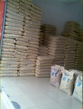 難燃級PBT原料|加20%玻纖70G20塑膠原料