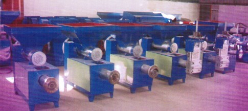 過網廢泡沫造粒機讓垃圾成為寵兒