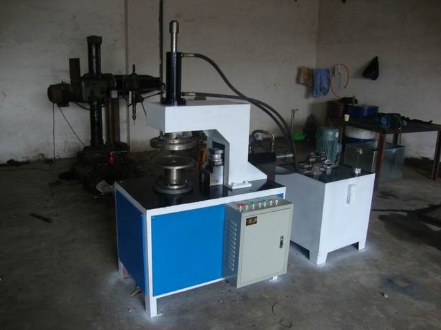 山東星宇機電生產(chǎn)數(shù)控二輥卷圓機 