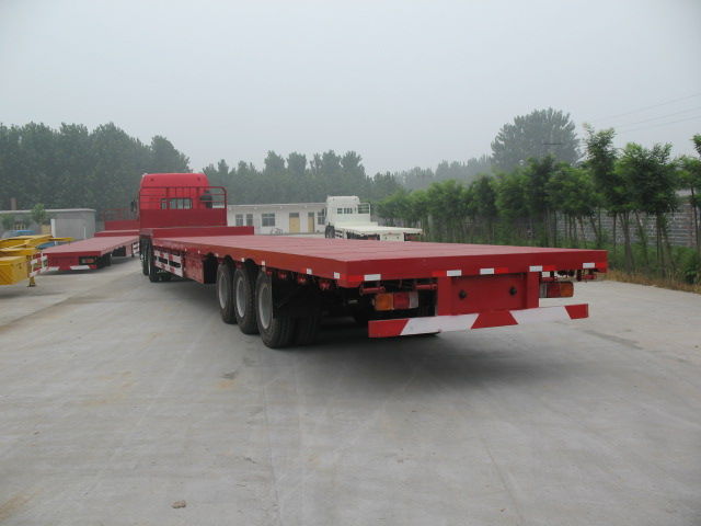 輕型倉(cāng)柵半掛車(chē)、廂式半掛車(chē)，輕型半掛車(chē)圖片