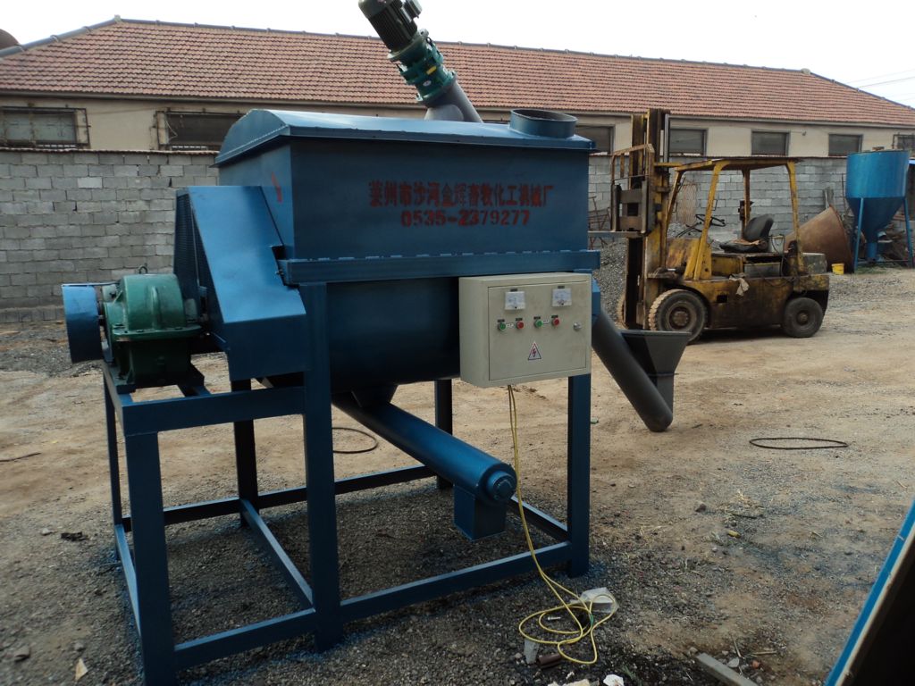 湖北臥式混合機(jī).來賓臥式混合機(jī).山東萊州金輝機(jī)械生產(chǎn)廠家