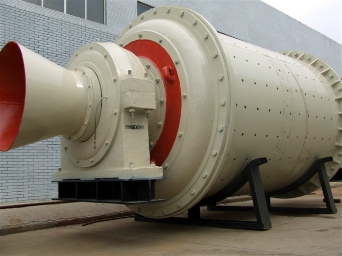 破碎機(jī)使用常識、破碎機(jī)送貨、破碎機(jī)保修、破碎機(jī)安裝團(tuán)隊(duì)